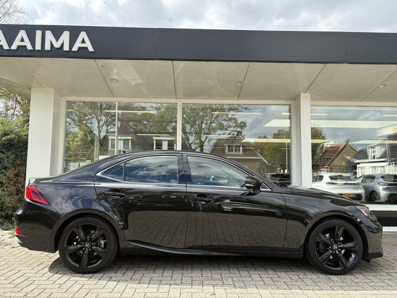 Lexus IS 300h Hybrid Sport Edition | Dealeronderhouden | Ach, Auto's, Gebruikt, 223 pk, Leder, Bedrijf
