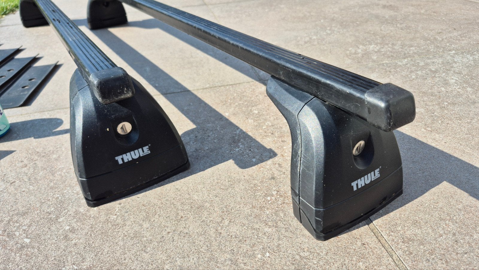 Thule Squarebar dakdragers met kit voor Honda CRV 07-11, Auto diversen, Dakdragers, Ophalen, Gebruikt
