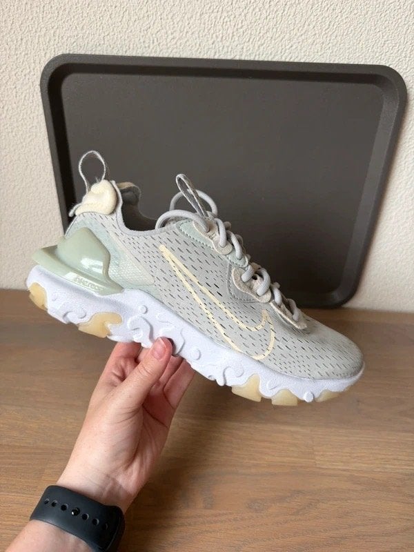 Nike React Vision schoenen maat 36,5, Jongen of Meisje, Schoenen, Ophalen of Verzenden, Zo goed als nieuw