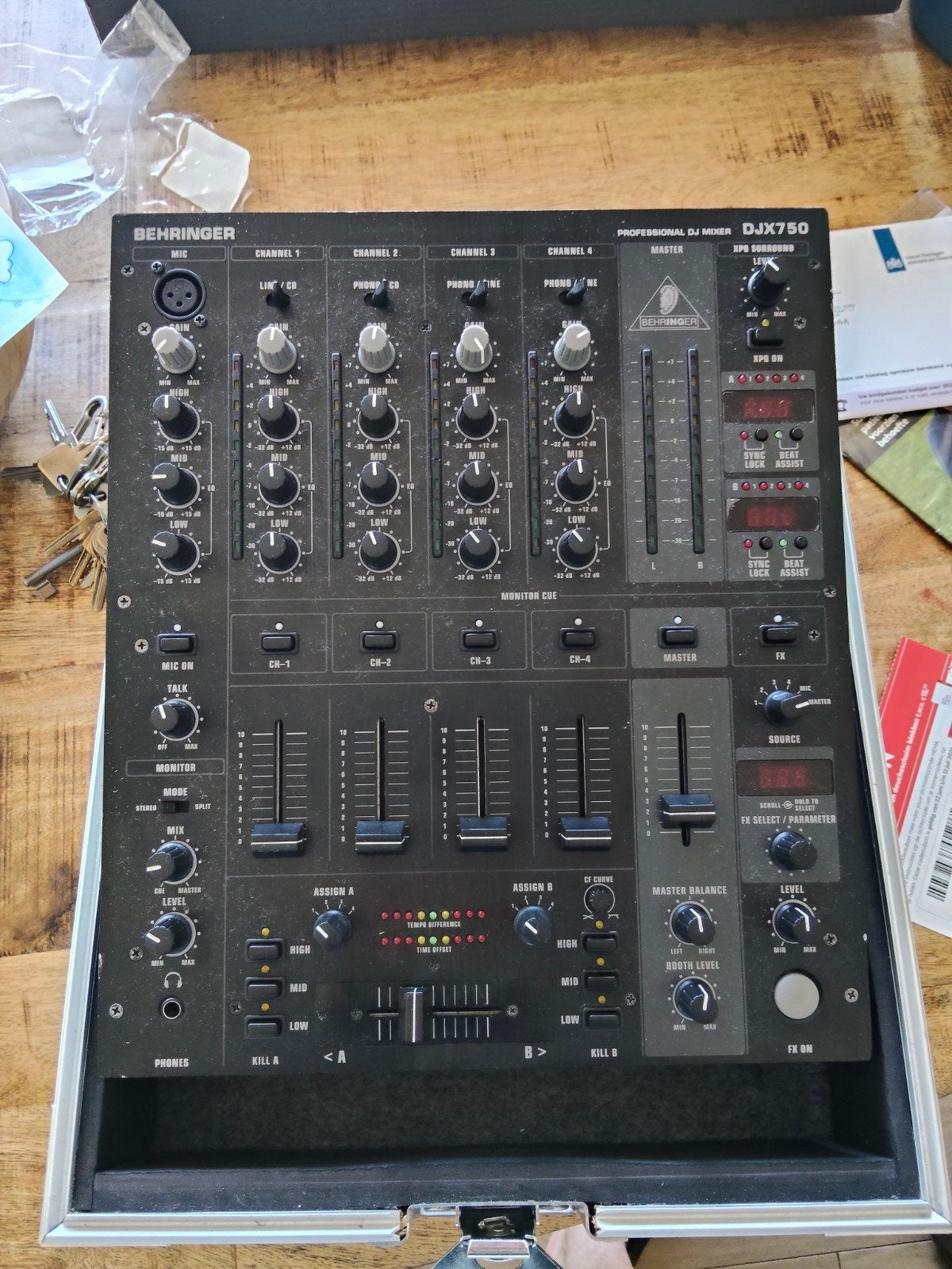 Behringer DJX750 Professionele DJ Mixer, Ophalen of Verzenden, Gebruikt, Dj-set, Behringer