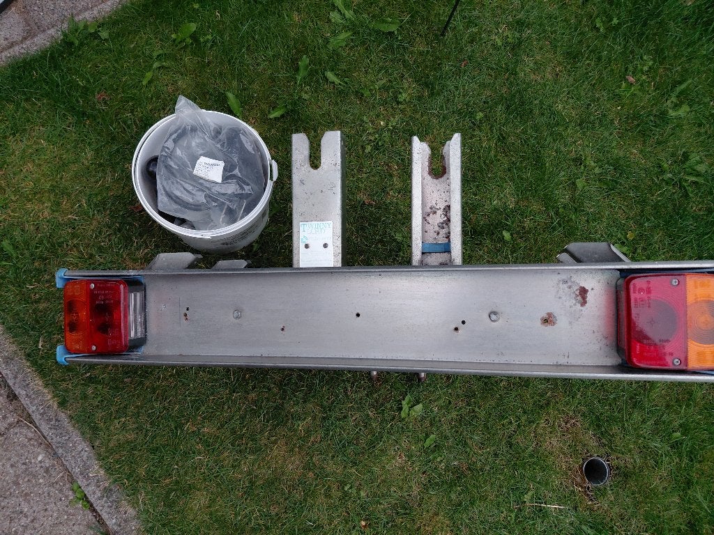 Twinny Load, Ophalen, 2 fietsen, Gebruikt, Trekhaakdrager