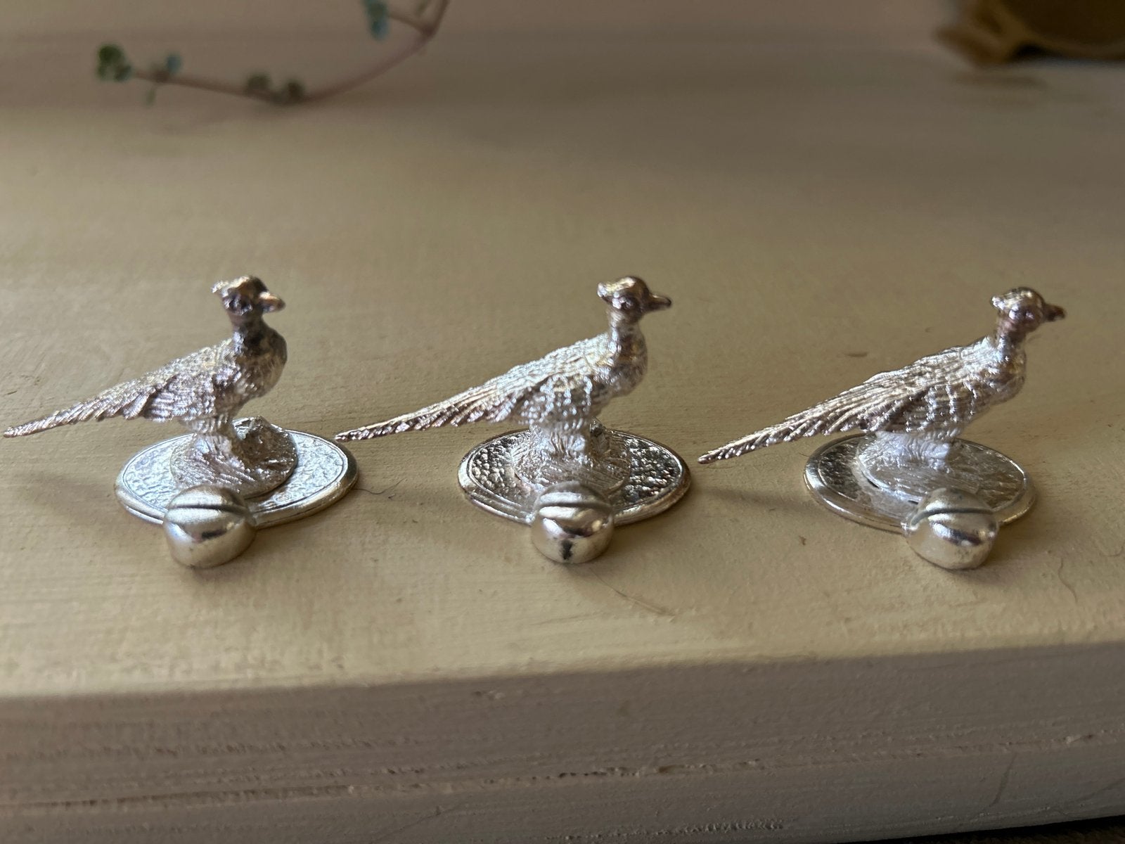 Set van 3 verzilverde fazant menukaart houders, Ophalen of Verzenden, Zilver