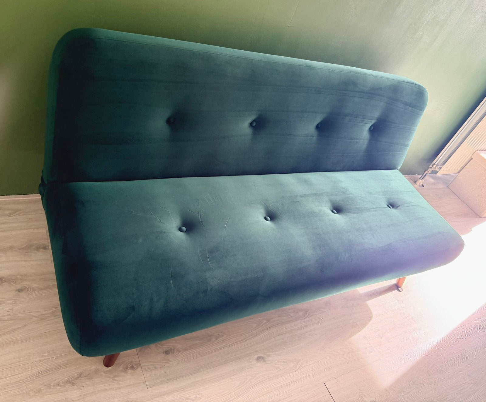 Slaapbank donkergroen velvet, Huis en Inrichting, Ophalen, Tweepersoons, Zo goed als nieuw, 140 cm