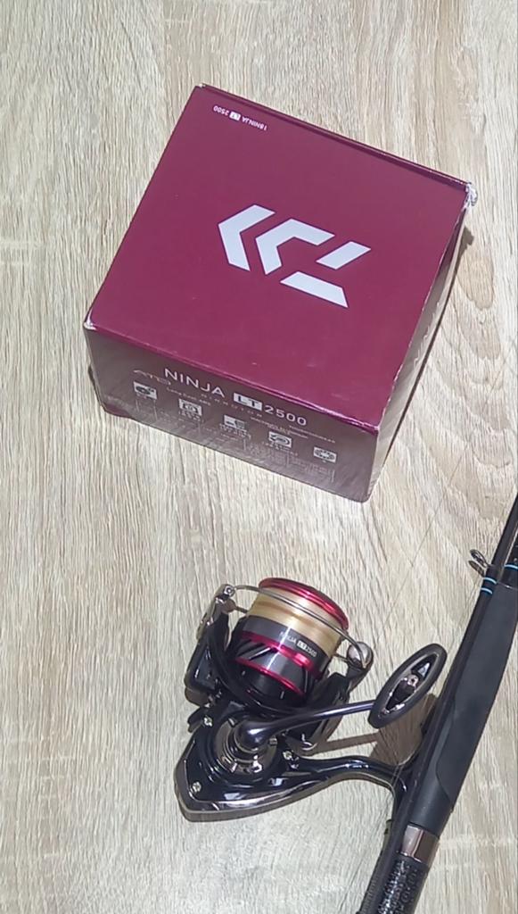 Molen Daiwa Ninja LT 2500, Ophalen, Zo goed als nieuw, Molen