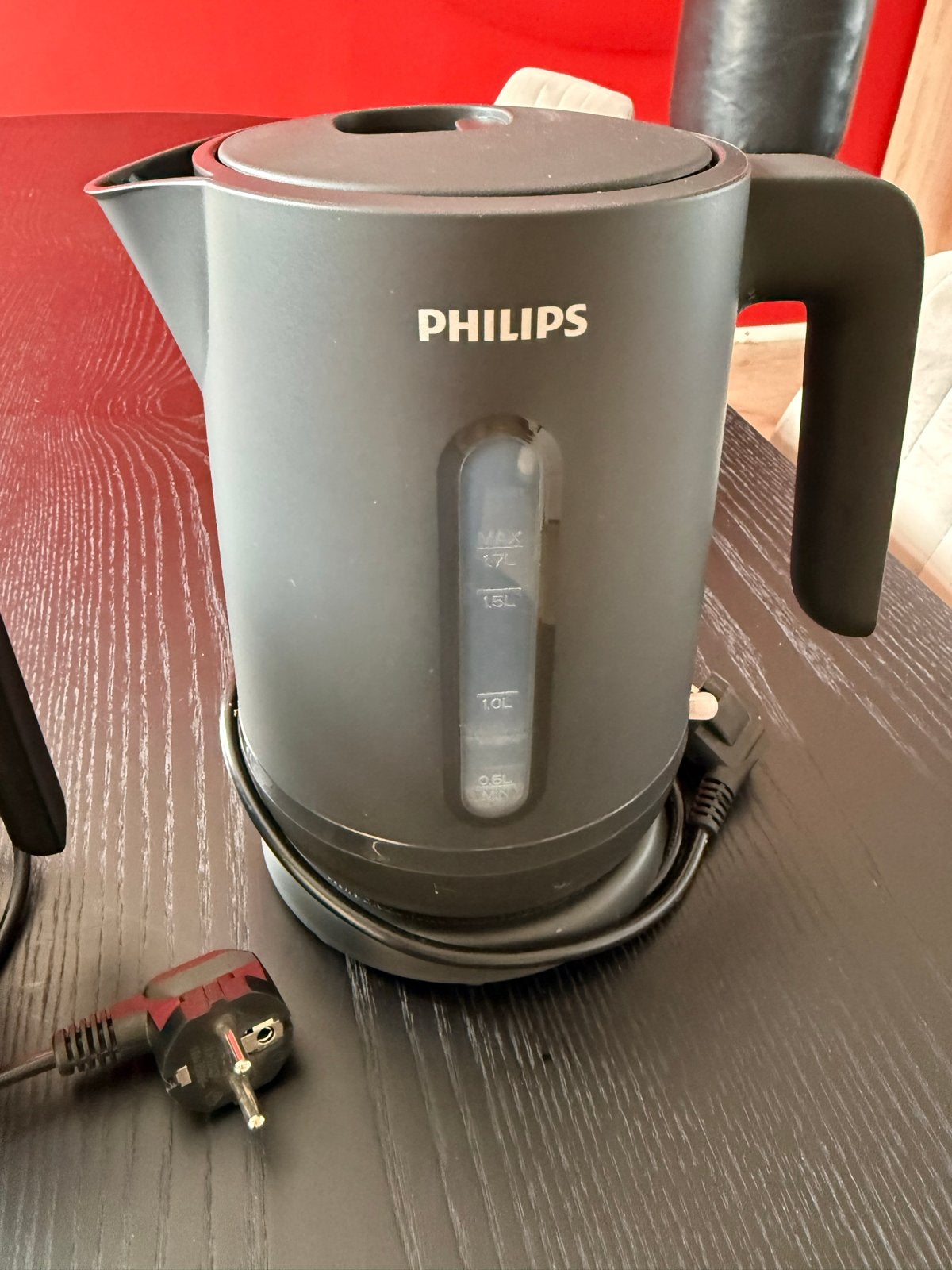 Philips waterkoker - Zwart, 1.7L, 1 tot 2 liter, Ophalen, Gebruikt, Draadloos