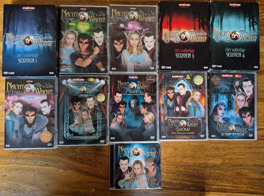 Studio 100 Nachtwacht, complete serie & extra's (Zeldzaam!), Vanaf 6 jaar, Ophalen, Gebruikt, Komedie
