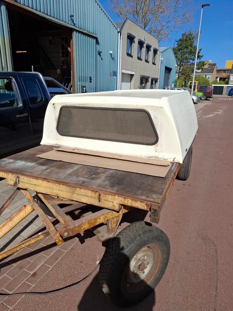 Te koop polyester kap voor Nissan Navara, Auto-onderdelen, Ophalen, Nissan