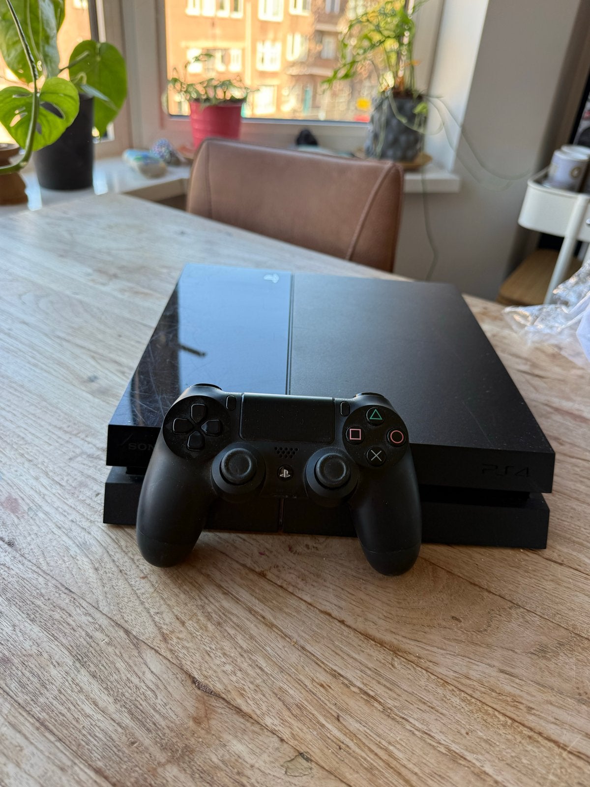 PlayStation 4 (PS4) met controller en kabels, Ophalen, Met 1 controller, Original, 500 GB