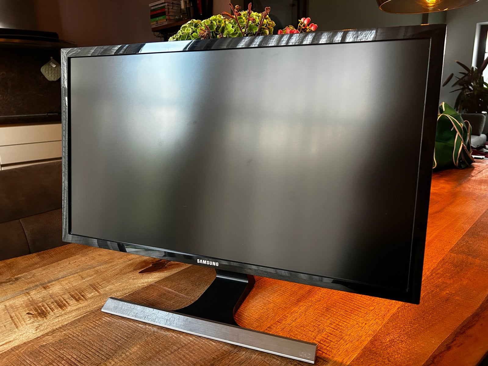 Samsung 28 inch monitor 4K UHD (U28E590D), Computers en Software, Monitoren, Gaming, In hoogte verstelbaar, HDMI, TN