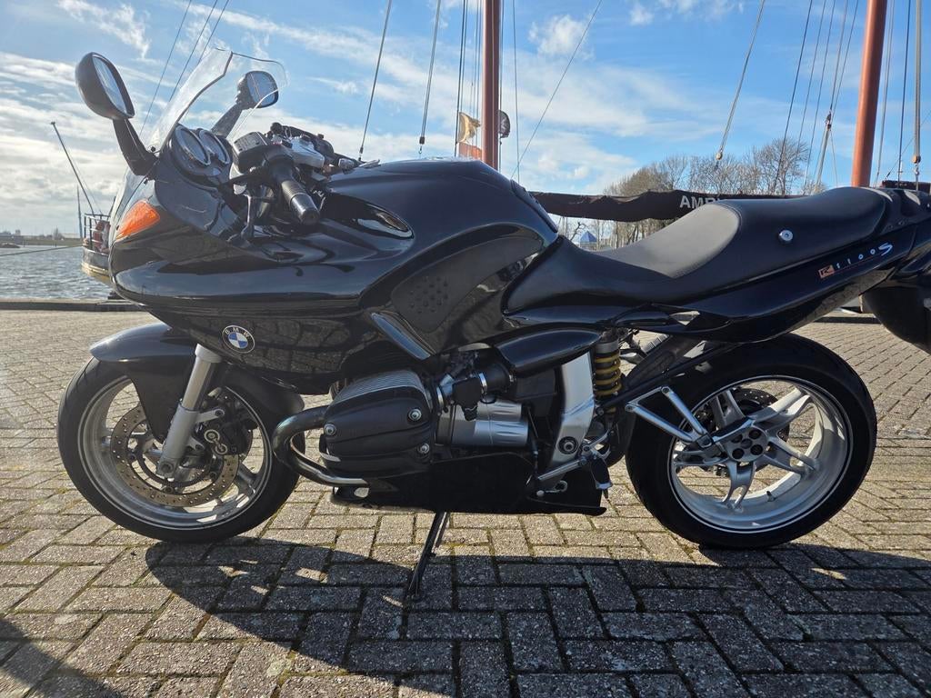 BMW R1100S met Laseruitlaat, Particulier, Toermotor