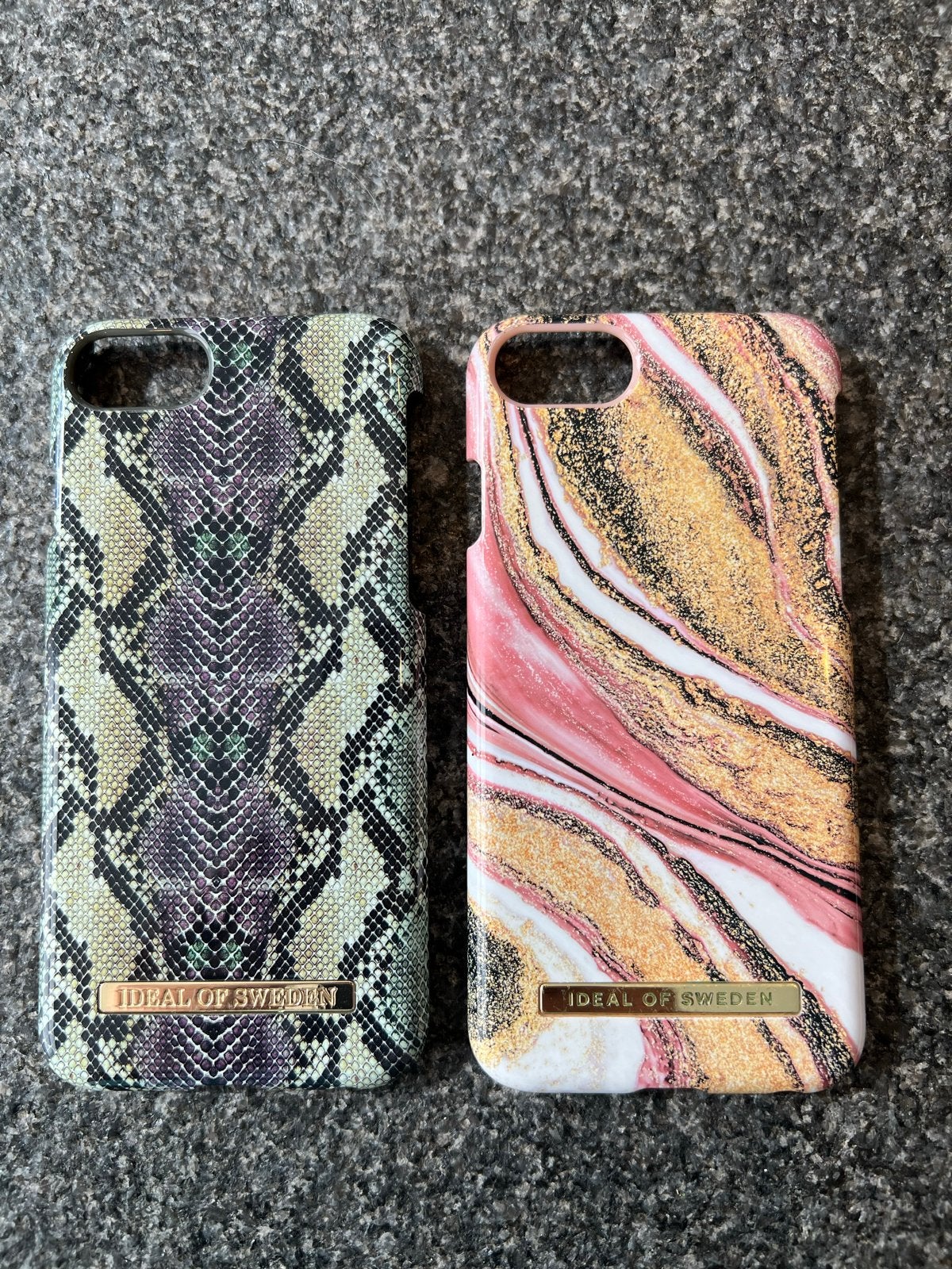 2x IDEAL OF SWEDEN iPhone 7/8/SE (2020/2022) hoesjes, Kunststof, Gebruikt, Ophalen of Verzenden, Meerkleurig