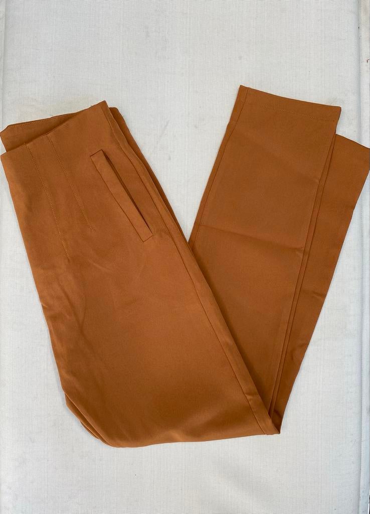 Nieuwe basic pantalon in prachtige bruine kleur - Maat S, Kleding | Dames, Bruin, Verzenden, Nieuw, Maat 36 (S)