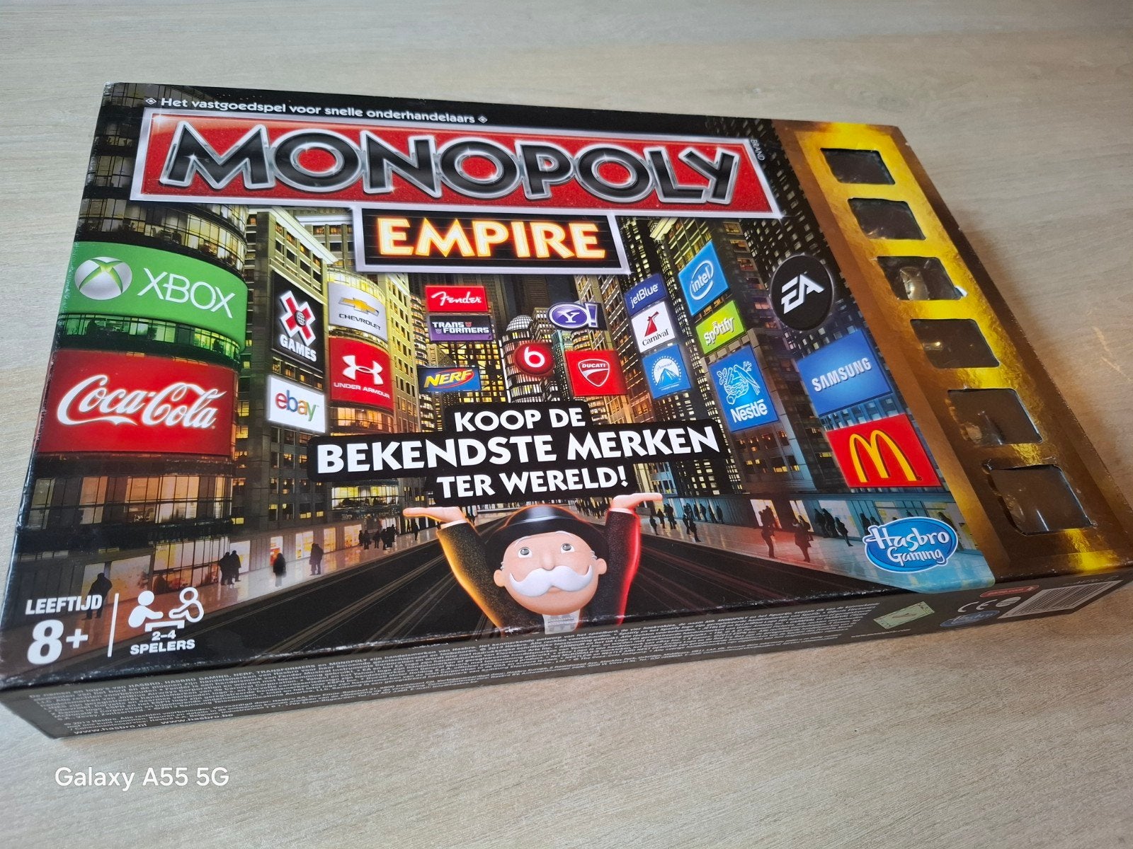 Monopoly Empire - Koop de bekendste merken ter wereld!, Hobby en Vrije tijd, Gezelschapsspellen | Bordspellen, Ophalen of Verzenden