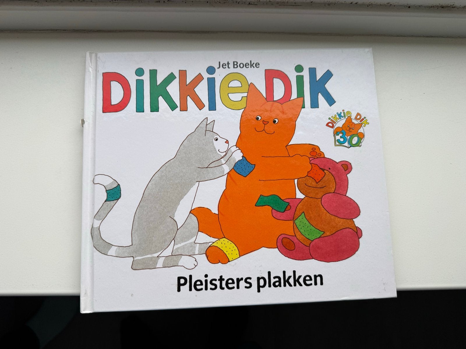 Dikkie Dik Pleisters plakken - Jet Boeke, Ophalen, 5 of 6 jaar, Fictie algemeen, Jongen of Meisje