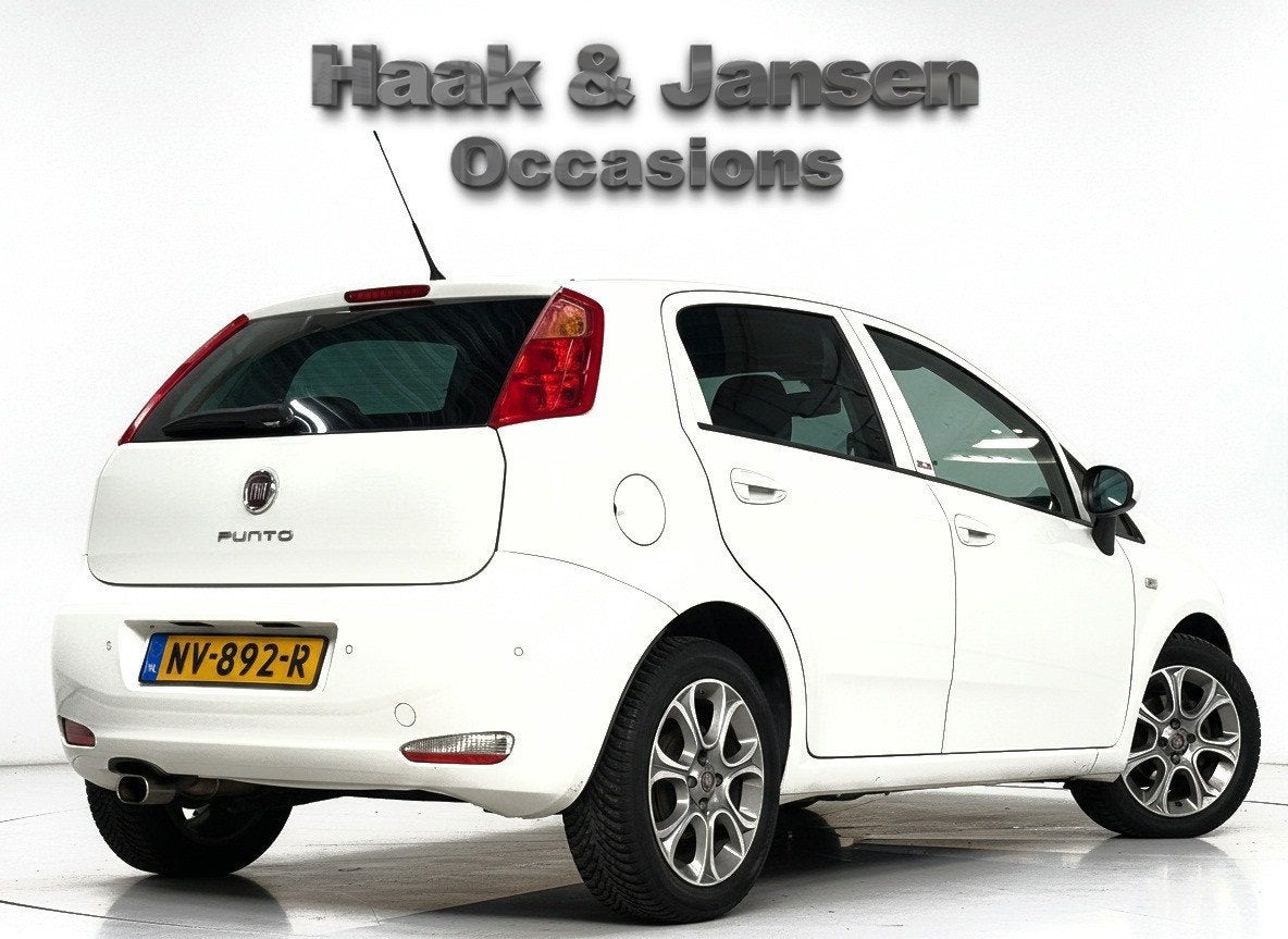 Fiat Punto Evo 0.9 TwinAir Lounge - Cruise - Parkeersensoren, Auto's, Voorwielaandrijving, Gebruikt, Euro 6, Parkeersensor