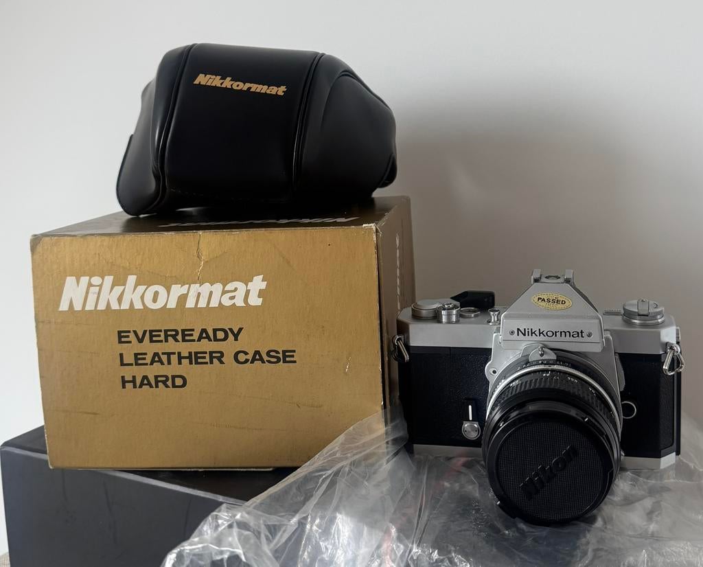 Nikkormat FT2 Spiegelreflexcamera  met ongebruikte case, Audio, Tv en Foto, Fotocamera's Analoog, Ophalen of Verzenden, Gebruikt
