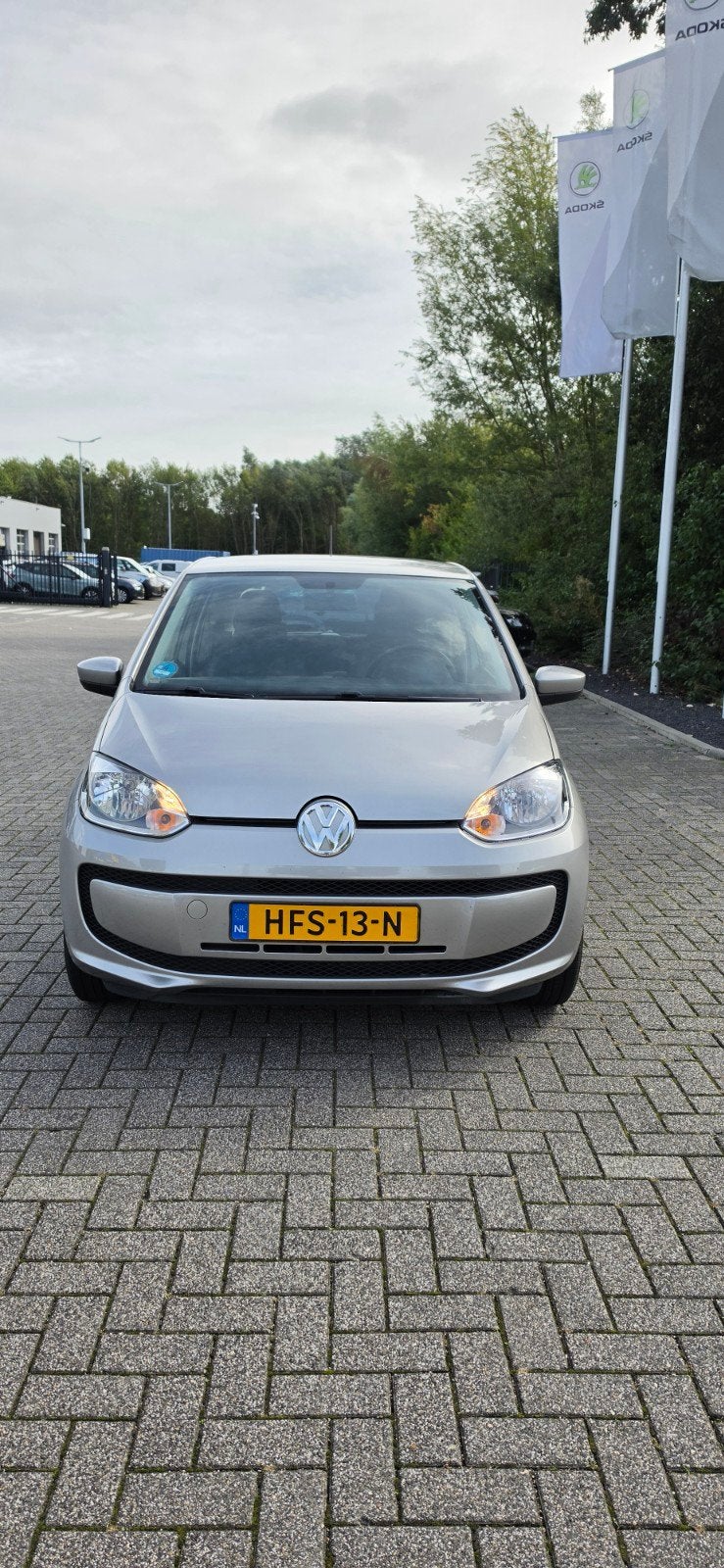 Volkswagen up! 1.0 44KW/60PK 2014 Grijs, Auto's, Voorwielaandrijving, Stof, Up!, 4 stoelen
