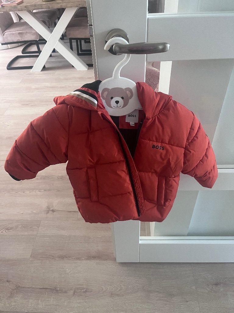 Winterjas baby Hugo Boss., Kinderen en Baby's, Ophalen of Verzenden, Zo goed als nieuw, Maat 74