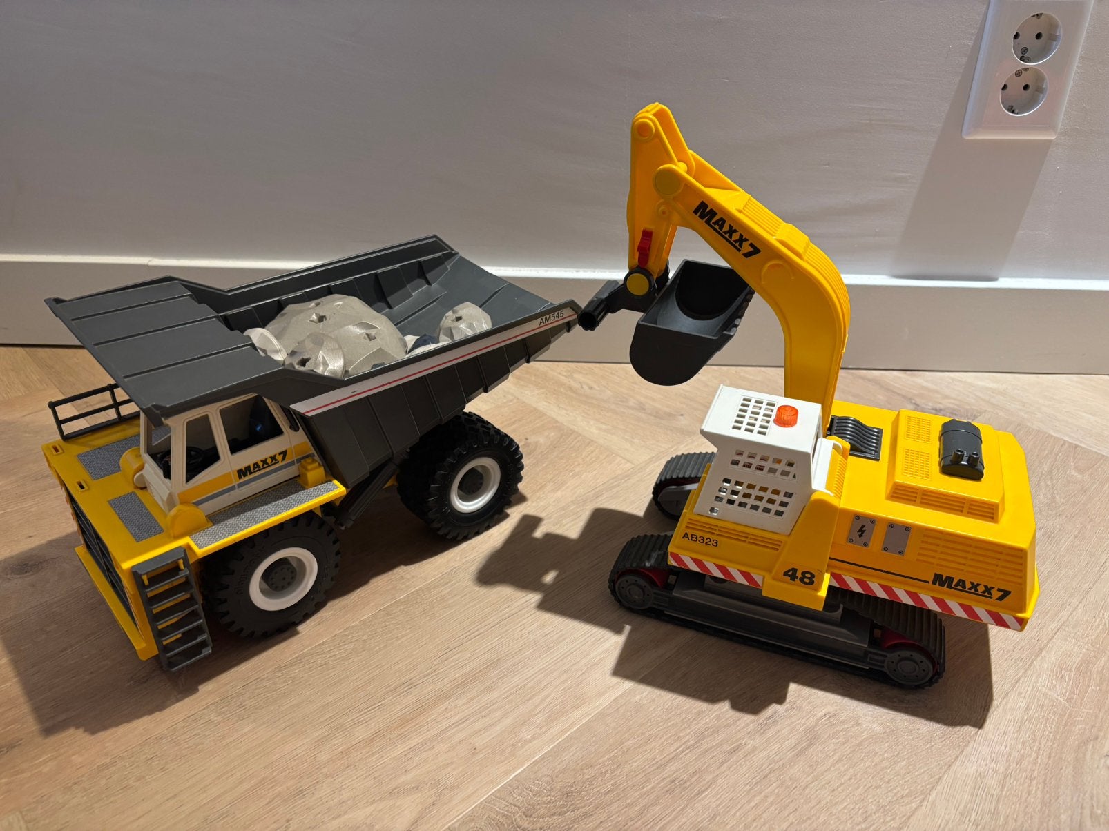 Playmobil graafmachine en kiepwagen, Kinderen en Baby's, Speelgoed | Speelgoedvoertuigen, Ophalen, Zo goed als nieuw