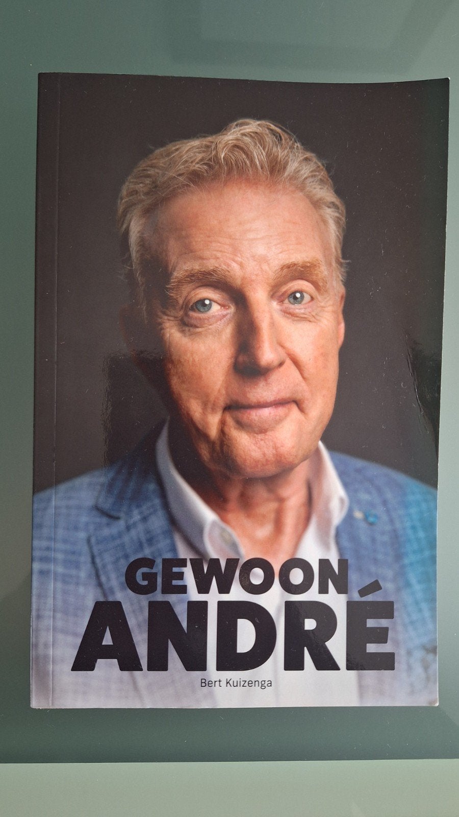 Gewoon André - Bert Kuizenga (Biografie André van Duin), Ophalen of Verzenden, Zo goed als nieuw, Bert Kuizenga, Film, Tv en Media