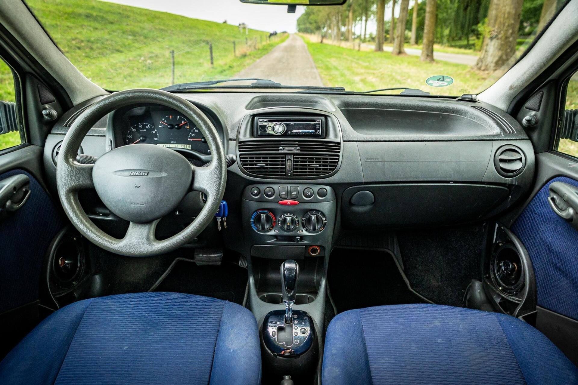 Fiat Punto 1.2-16V Dynamic Speedgear |Nap |5Deurs |Automaat, 15 km/l, Gebruikt, 4 cilinders, Met garantie (alle)