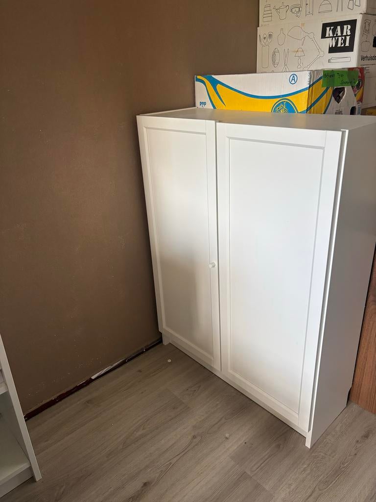 Billy boekenkast met deuren - Nieuwstaat, Huis en Inrichting, Ophalen, 50 tot 100 cm, Zo goed als nieuw, 150 tot 200 cm