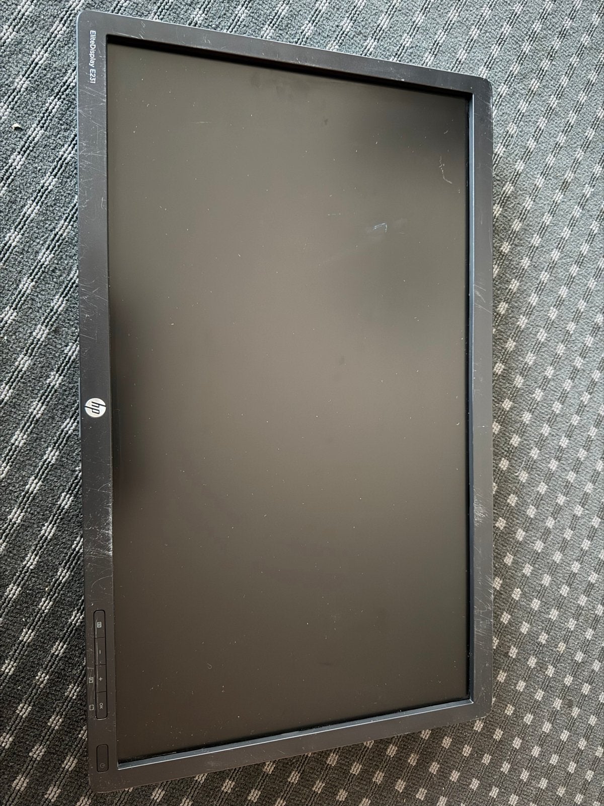 2x HP EliteDisplay E231 Monitor (zonder standaard), Computers en Software, Monitoren, Ophalen, Gebruikt, IPS, Full HD