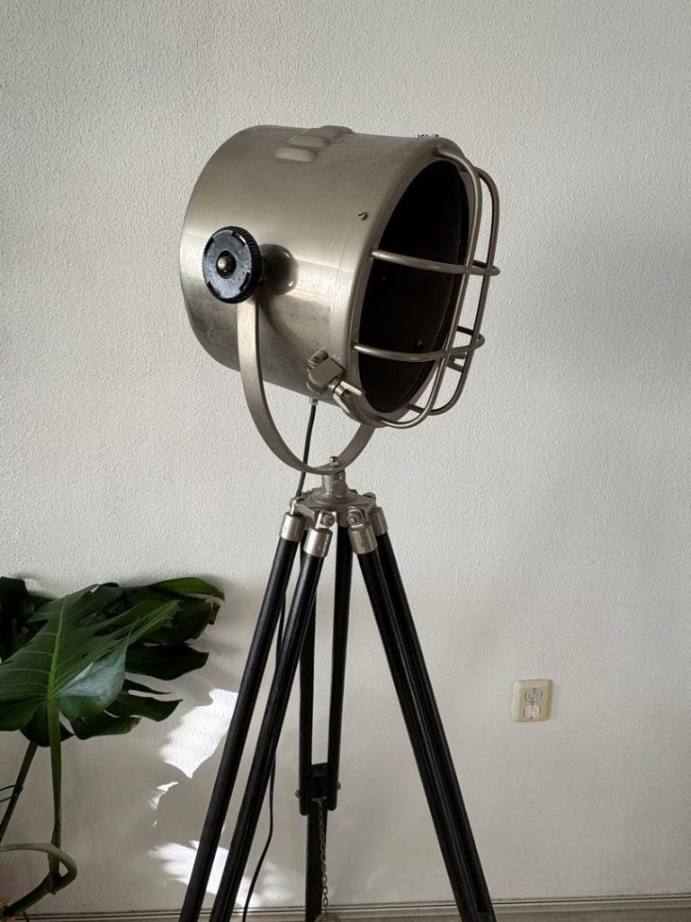 Industriële vloerlamp op statief – Vintage Spotlight Look, Ophalen, E27 (groot), Zo goed als nieuw, 150 tot 200 cm