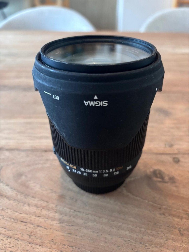 Sigma 18-250mm F/3.5-6.3 Nikon, Ophalen, Sigma, Autofocus, Telelens