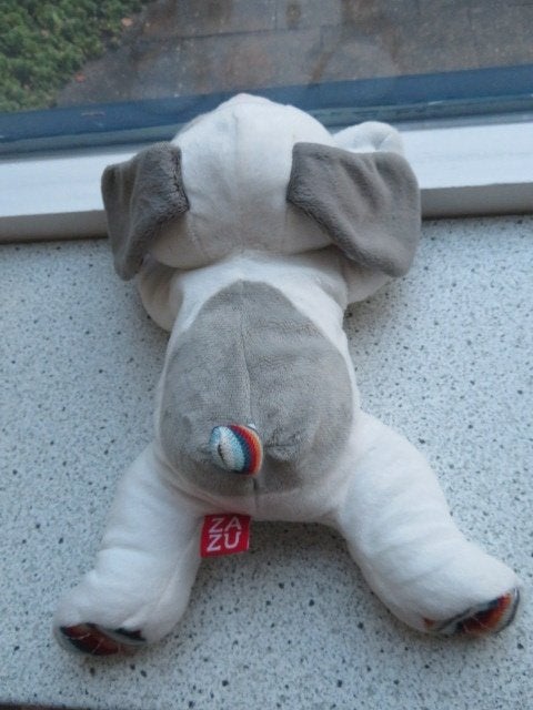 Knuffel hond merk ZAZU wit velours ca 32 cm liggend, Zo goed als nieuw, Middelgroot (20 tot 80 cm), Met label, Wit