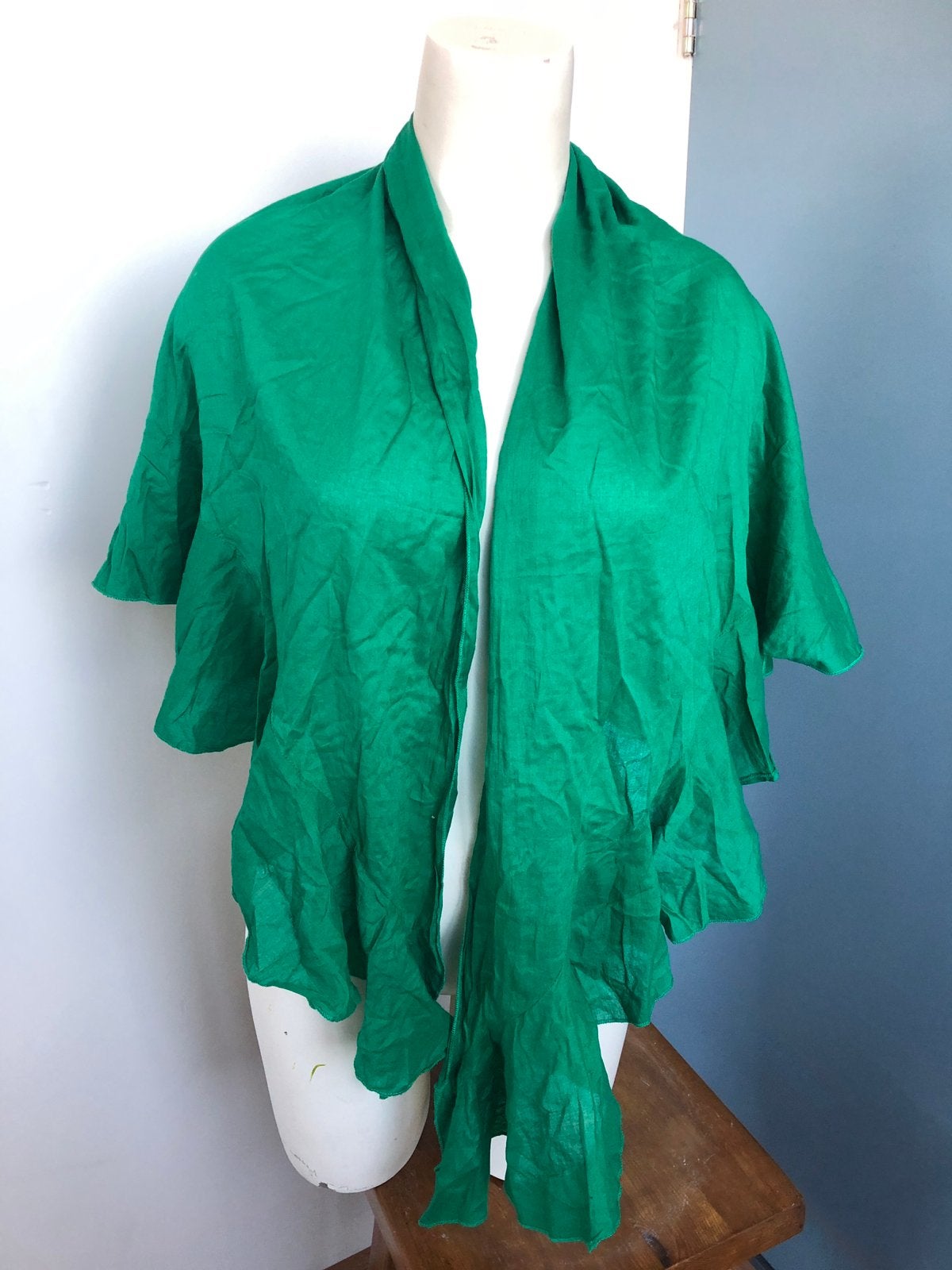 Groene dunne driehoek triangel sjaal, Maat 46/48 (XL) of groter, Ophalen of Verzenden, Zo goed als nieuw, X