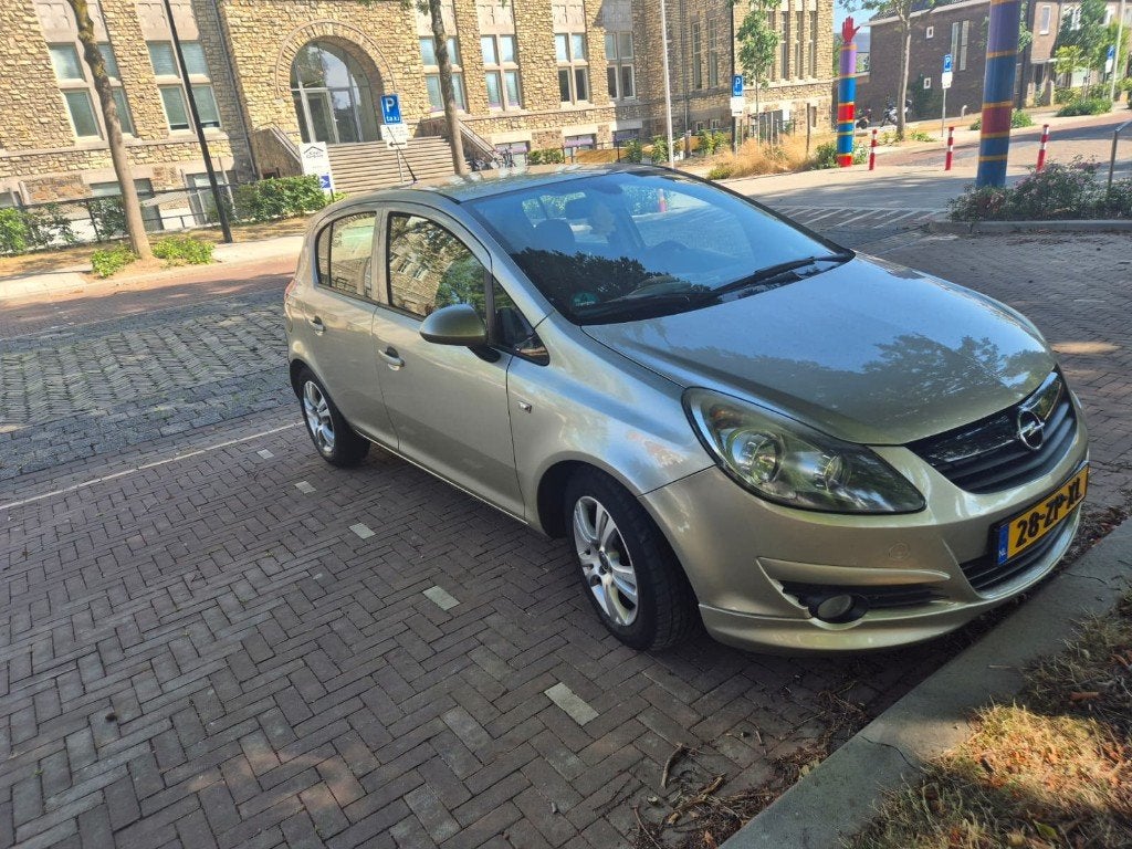 Opel Corsa 1.4-16V Enjoy | Cruise Control | APK mei 2027, Auto's, Voorwielaandrijving, Zwart, 4 cilinders, Origineel Nederlands