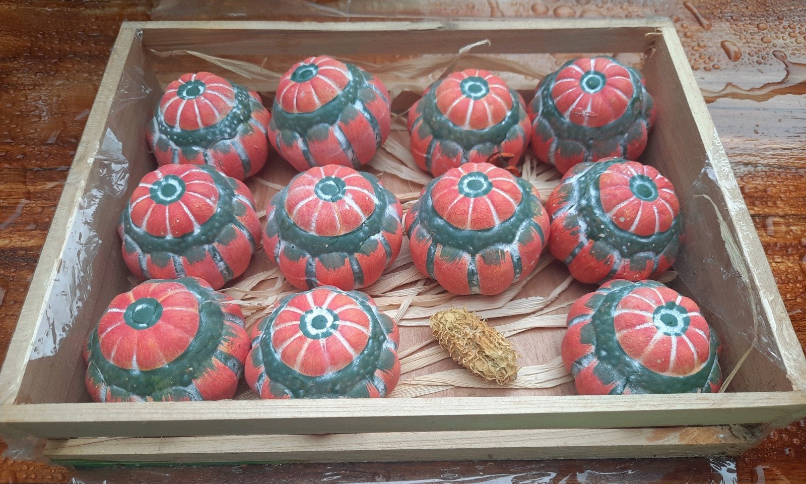 Deco pompoentjes van aardewerk, Nieuw, Oranje, Ophalen of Verzenden, PTMD