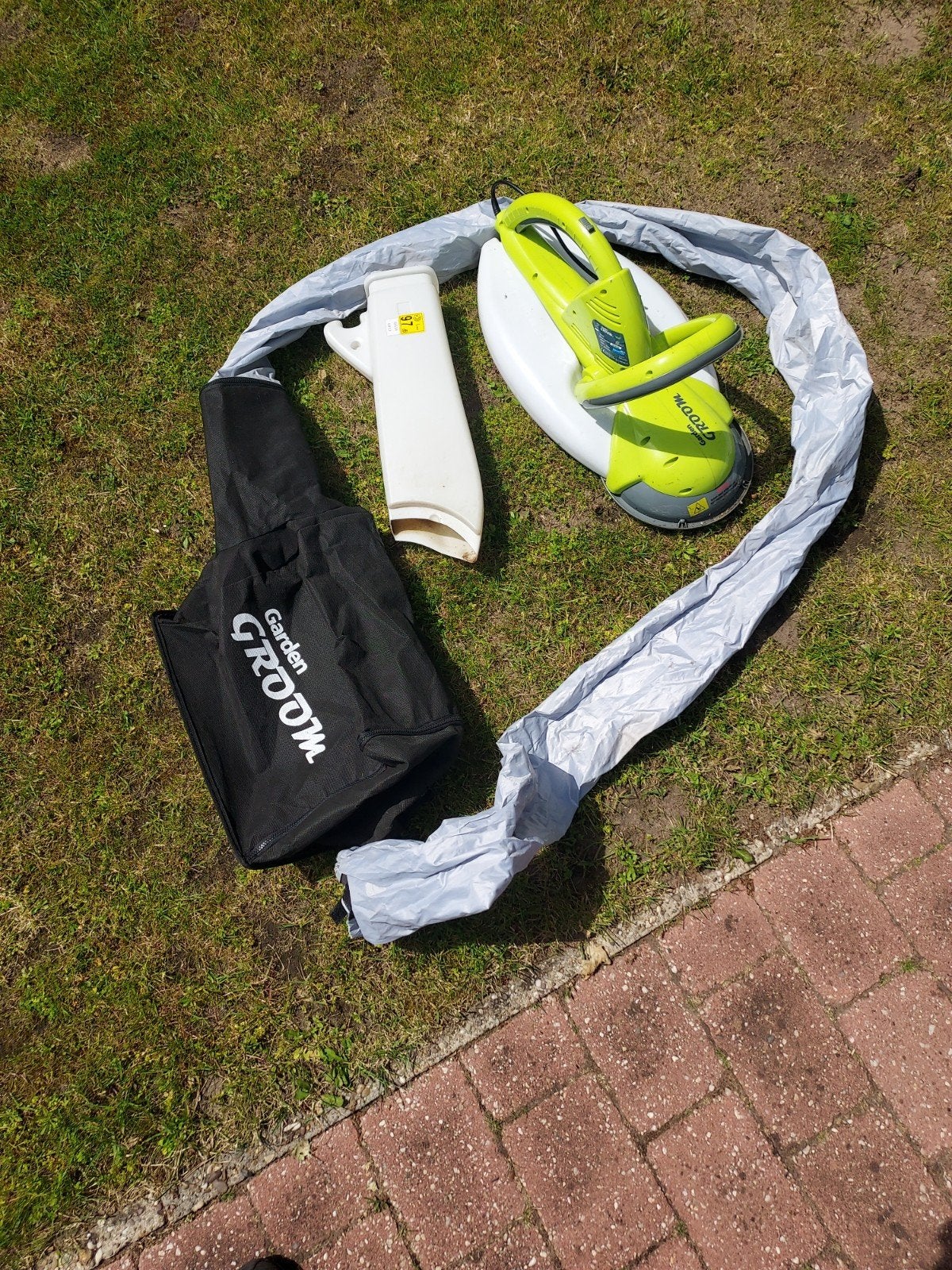 Garden Groom Heggenschaar met Opvangzak - Gebruikt, Gebruikt, Elektrische grasmaaier, Ophalen of Verzenden, Opvangzak