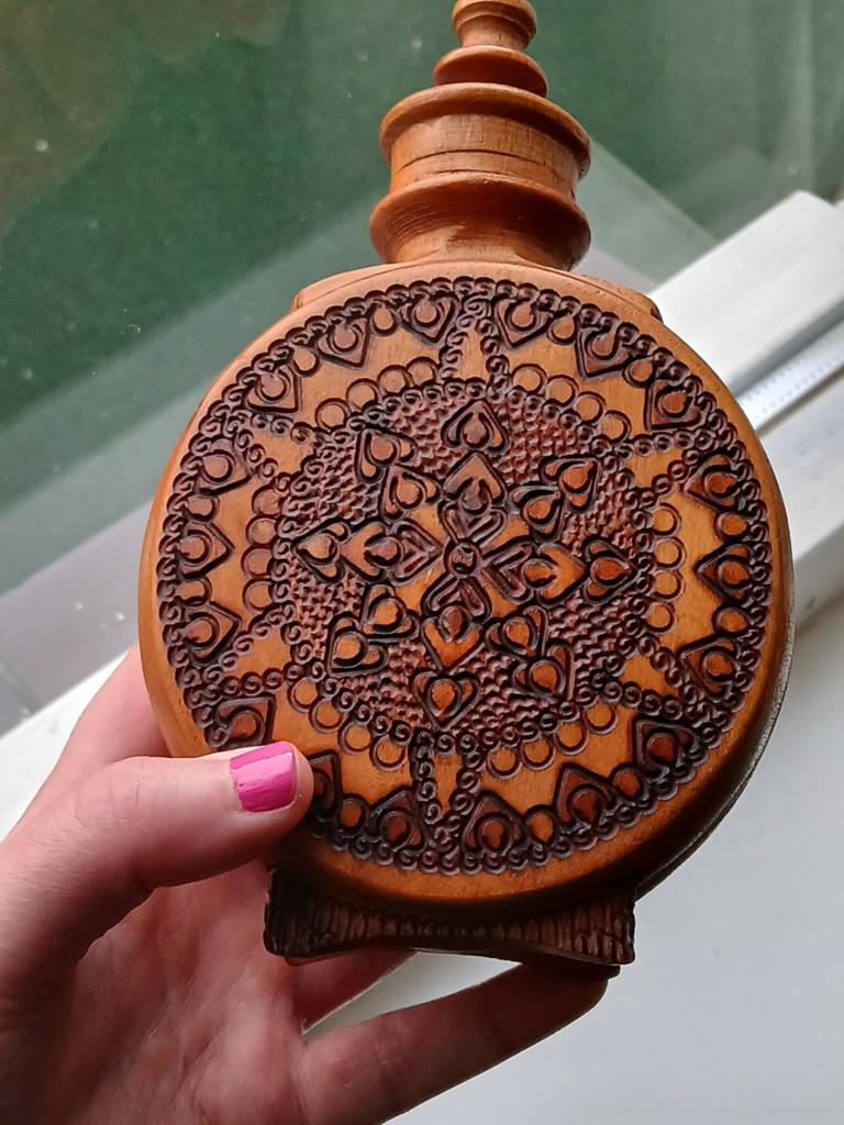 Handgemaakte Joegoslavische Decoratieve Drankfles, Ophalen of Verzenden