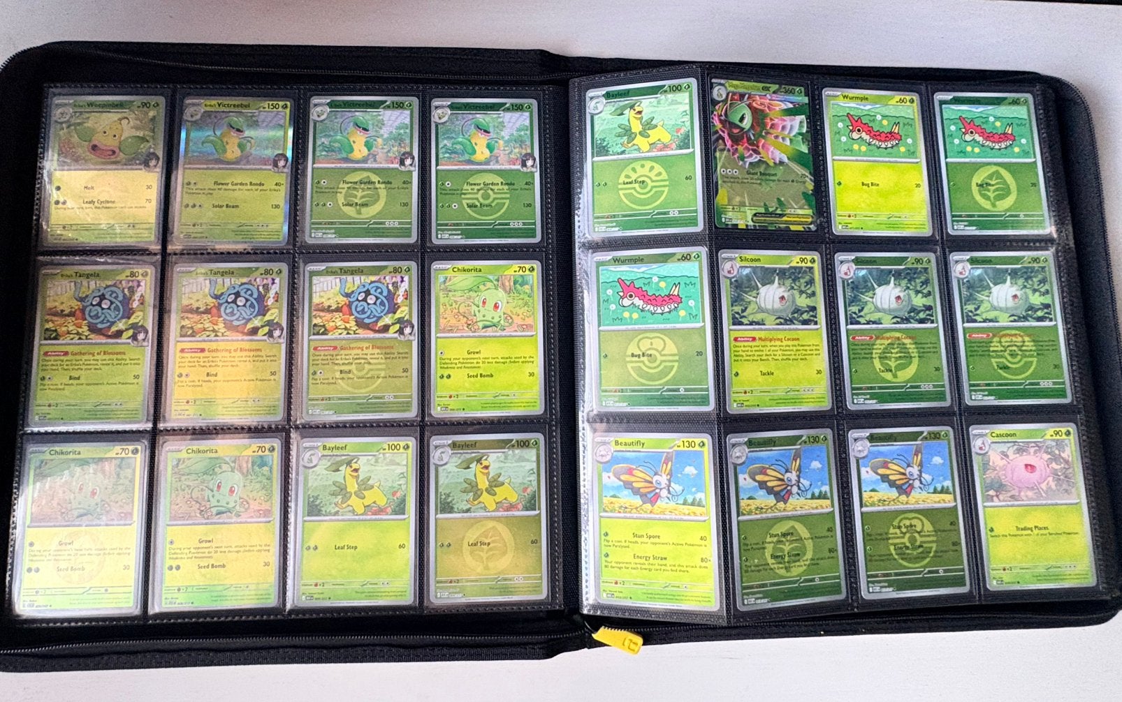 Pokemen ascended heroes masterbase set compleet incl binder, Ophalen of Verzenden, Gebruikt, Meerdere kaarten