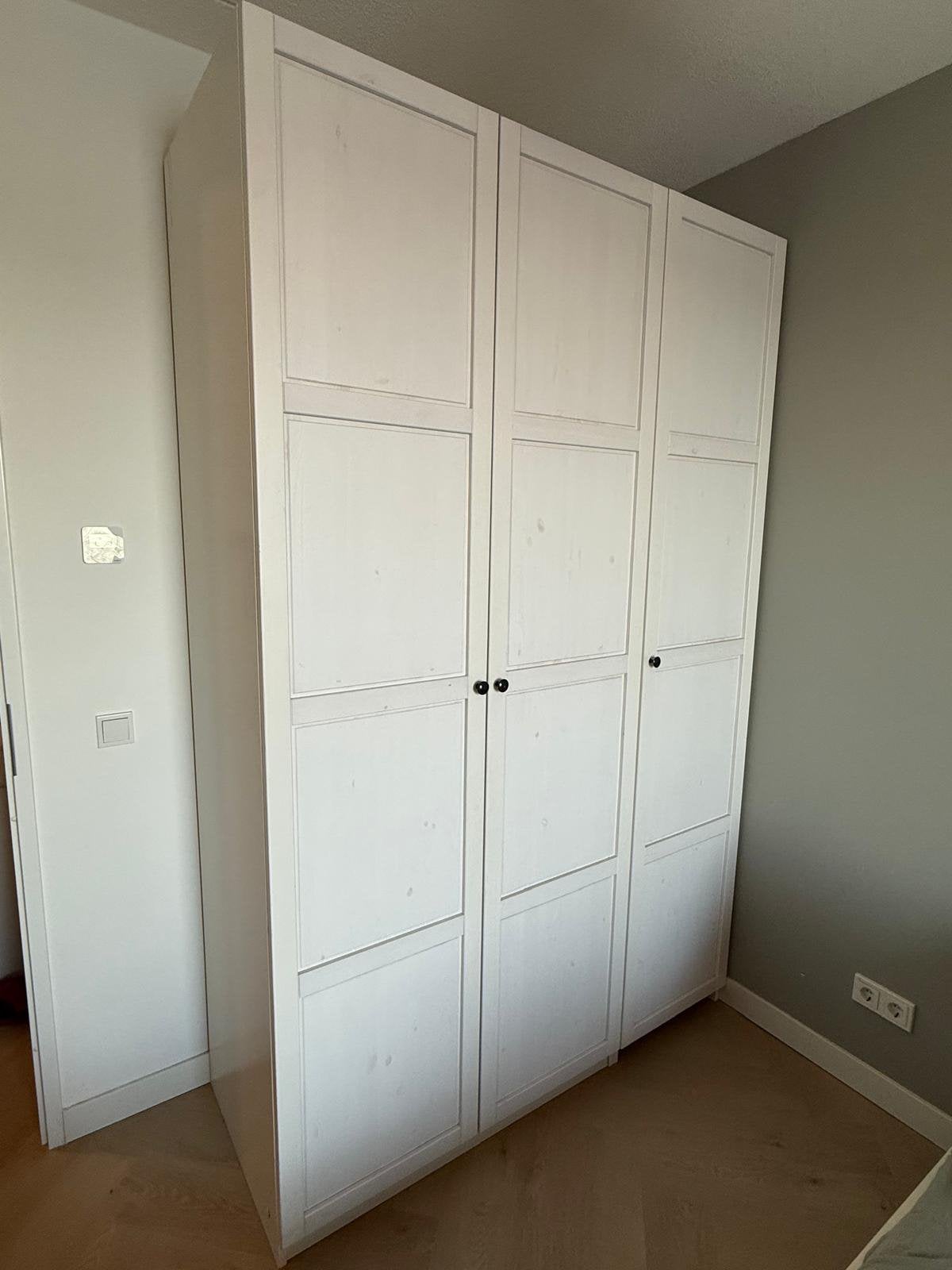 Ikea kledingkast, Gebruikt, 100 tot 150 cm, 200 cm of meer, 50 tot 75 cm