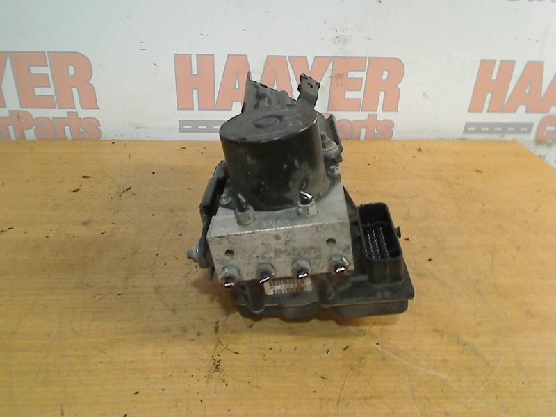 Abs Pomp Volkswagen Polo V (6R) (2009-10/2014-05), Gebruikt, Volkswagen, Volkswagen AG, Kundenbetreuung@volkswagen.de