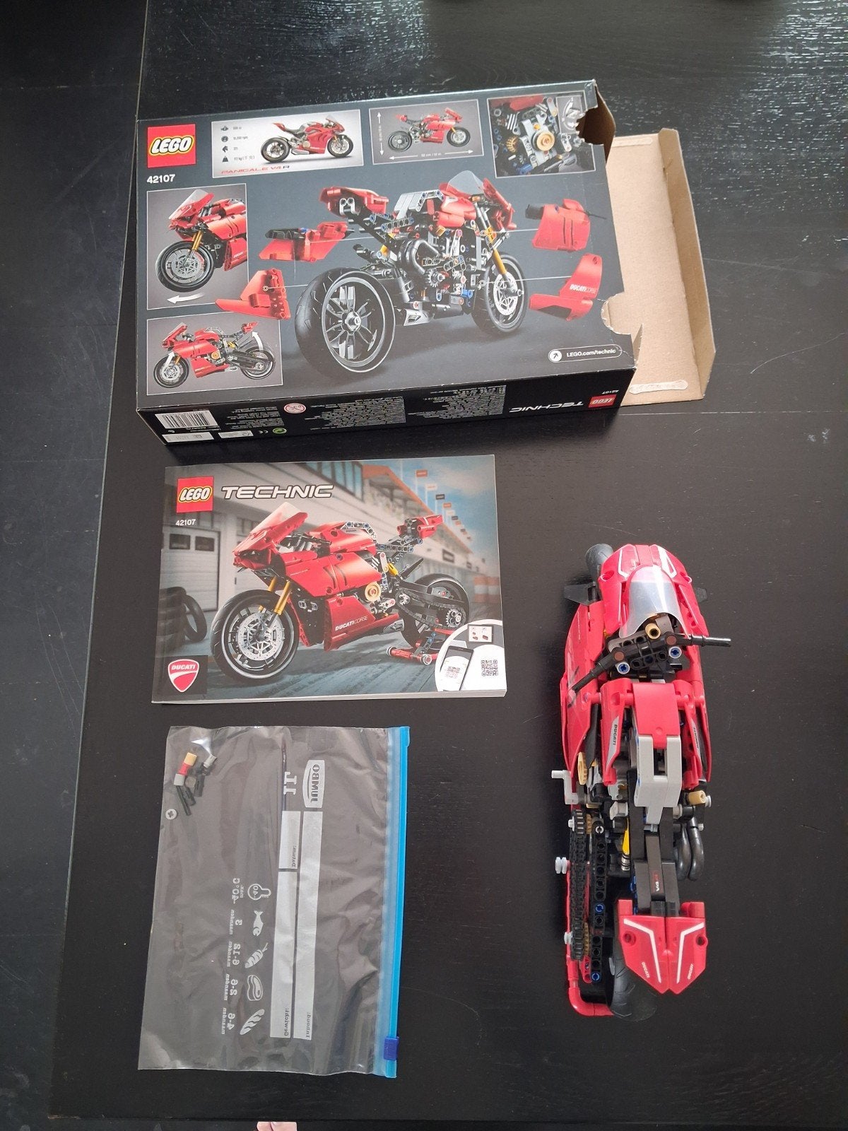 LEGO Technic Ducati Panigale V4 R (42107), Ophalen of Verzenden, Zo goed als nieuw, Overige merken