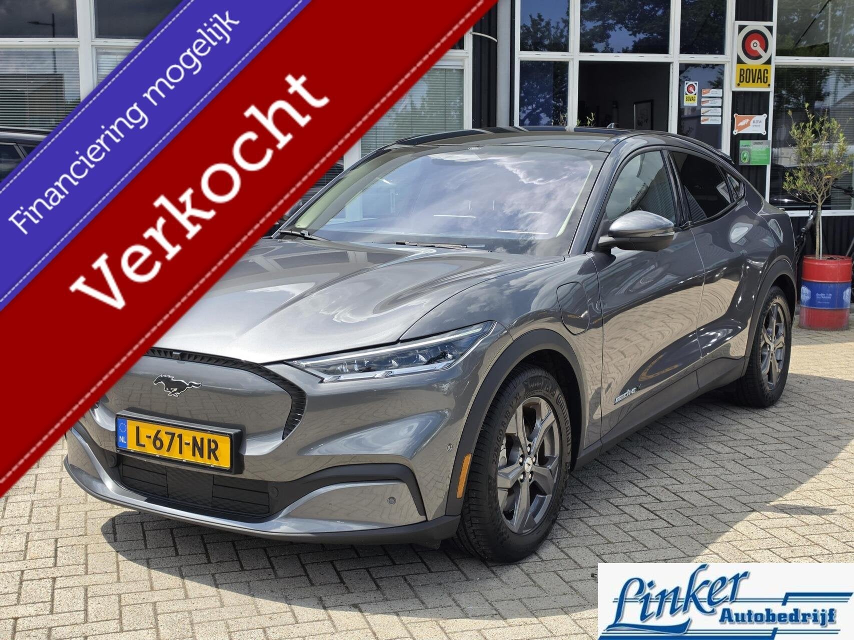Ford Mustang Mach-E Extended RWD 98 kWh PANO TREKHAAK B&O, Auto's, https://media-marktplaats.export.dv.nl/23035239702/document-1.pdf