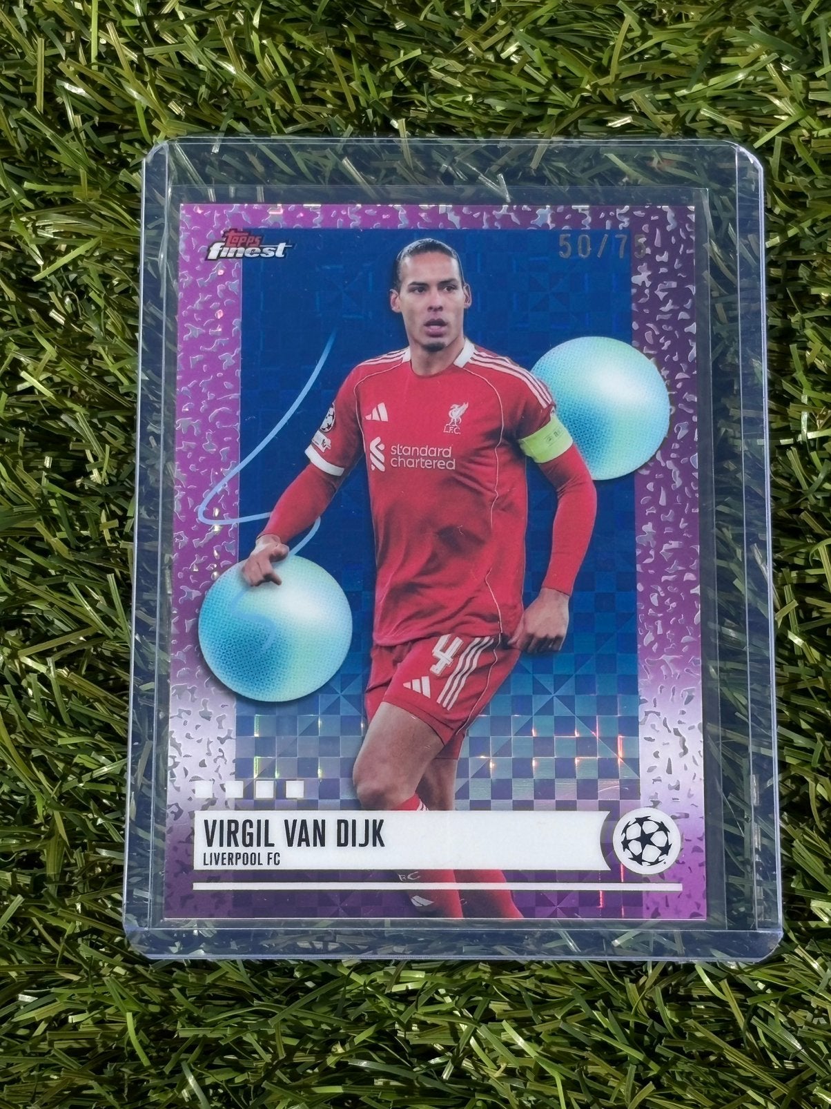 Virgil van Dijk /75 | Topps Finest 25/26 Liverpool, Ophalen of Verzenden, Nieuw, Buitenlandse clubs, Spelerskaart