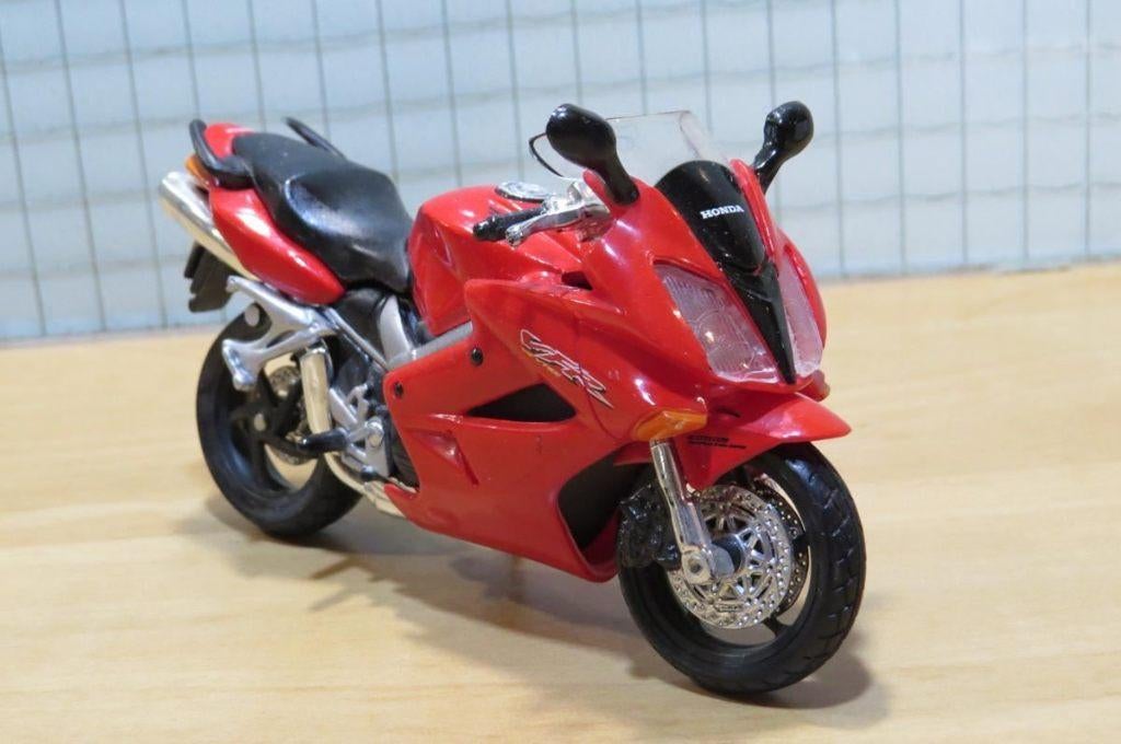 Honda VFR800 V-tec 1:18 Maisto los, Maisto, May Cheong Group France S.A.S., Nieuw, Ophalen of Verzenden