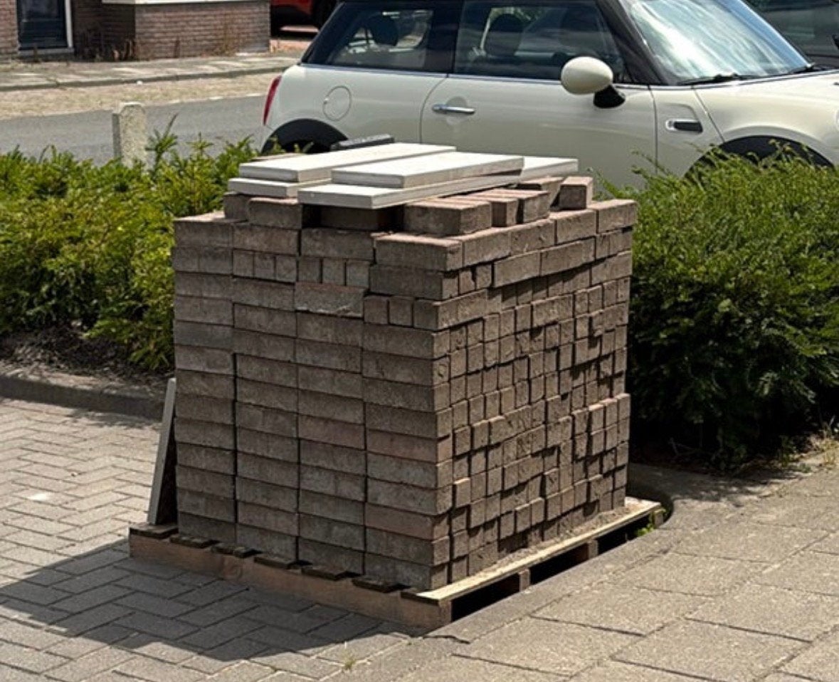 Gebruikte klinkers  en palissades gratis, Tuin en Terras, Ophalen, Gebruikt, Klinkers, 10 m² of meer