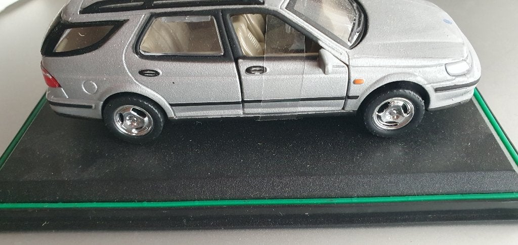saab 9.5 combi schaalmodel 1.34, Ophalen of Verzenden, Nieuw, Auto, Overige merken