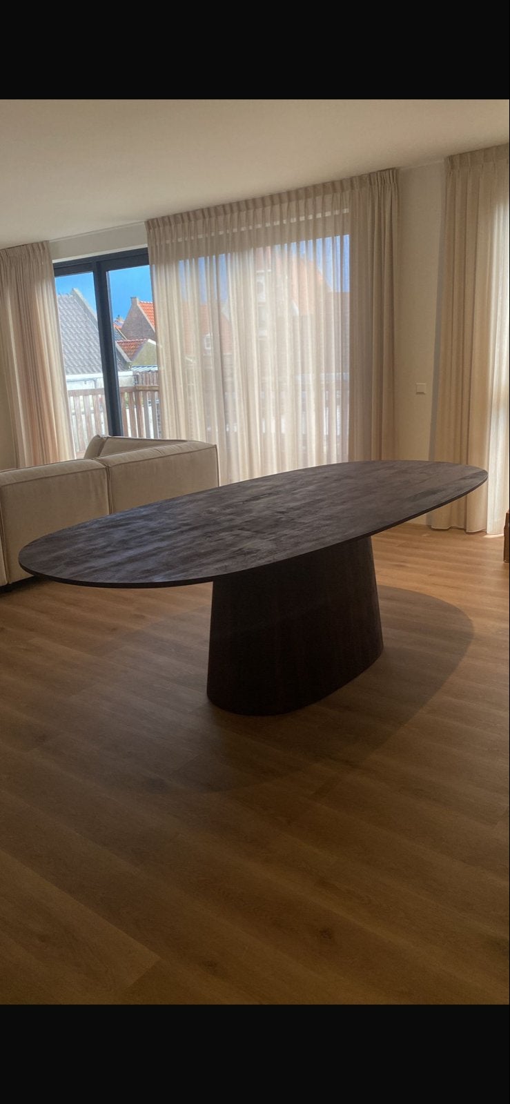 Eleonora Aron Bruin Ovale Eettafel - 250x110 cm, Ophalen, 100 tot 150 cm, 200 cm of meer, Zo goed als nieuw