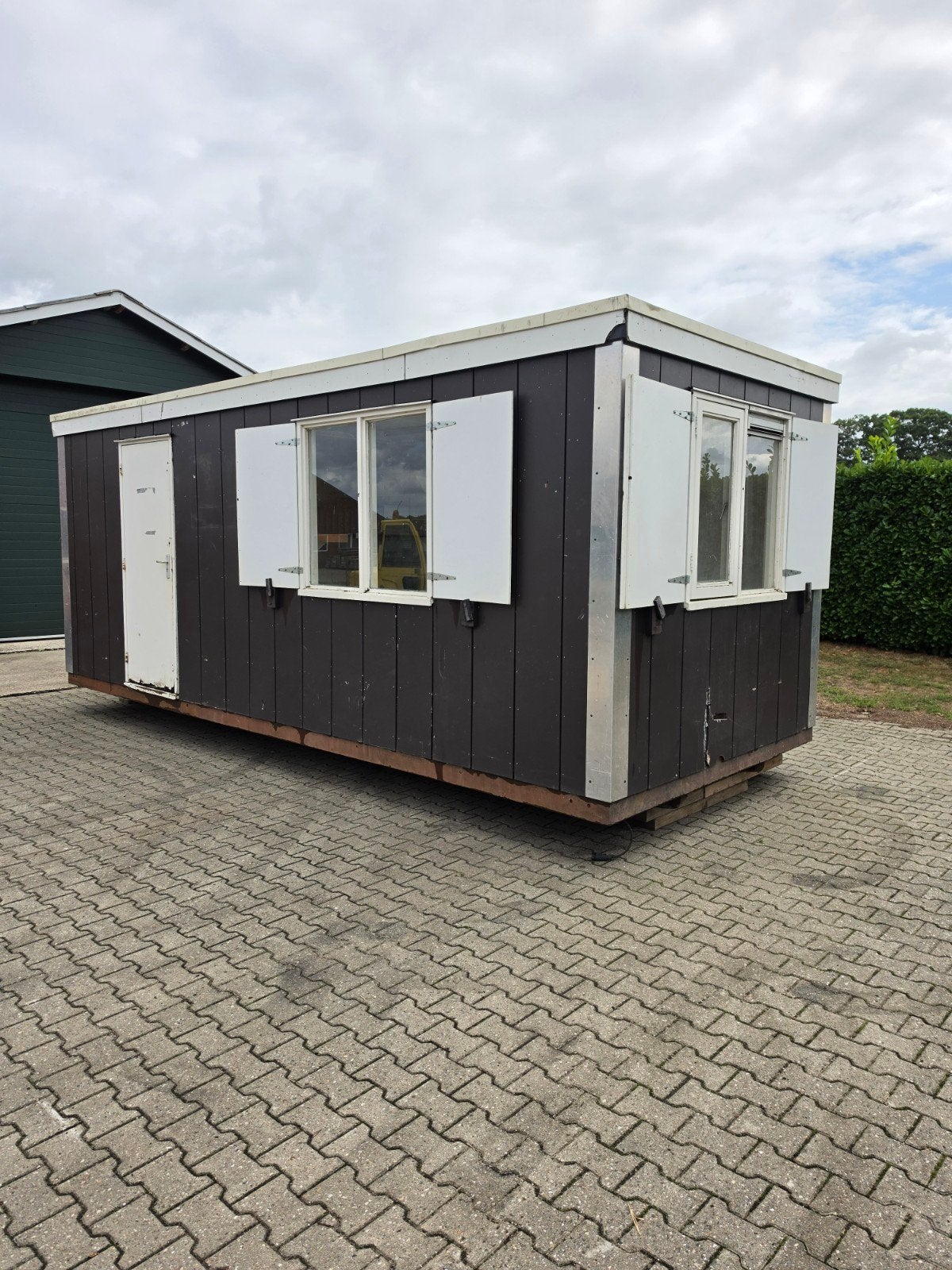Degelijke Kantoorunit / Schaftkeet / Bouwkeet Unit op slede, Ophalen of Verzenden