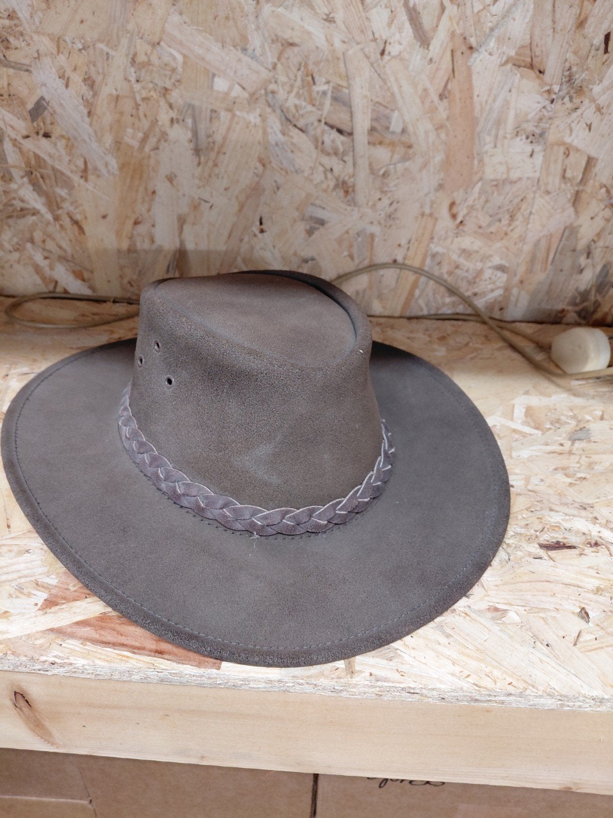 Jacaru Wallaroo Suede Hoed - Australische kwaliteit, Jacaru, Ophalen, Zo goed als nieuw, Hoed