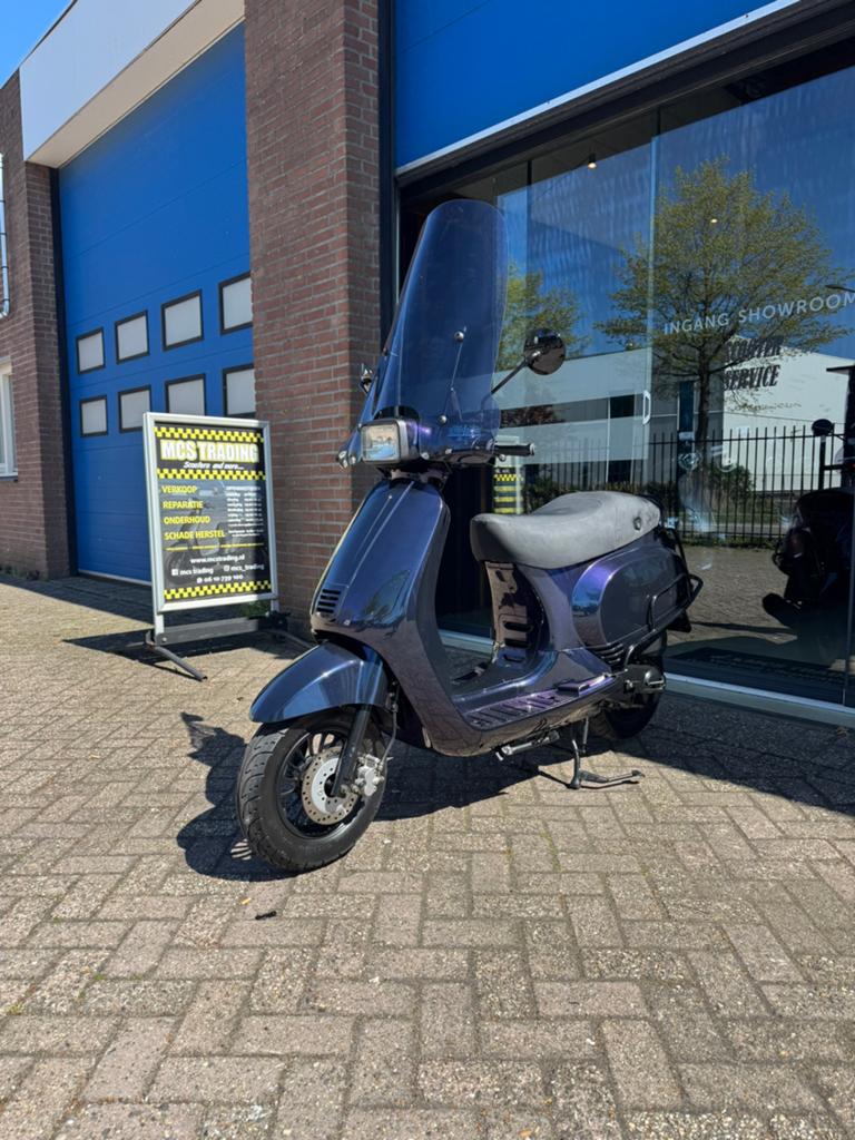 Riva bromscooter/kleur kameleon/bouwjaar 2017/km 6072, Ophalen, Gebruikt, Nvt, Benzine