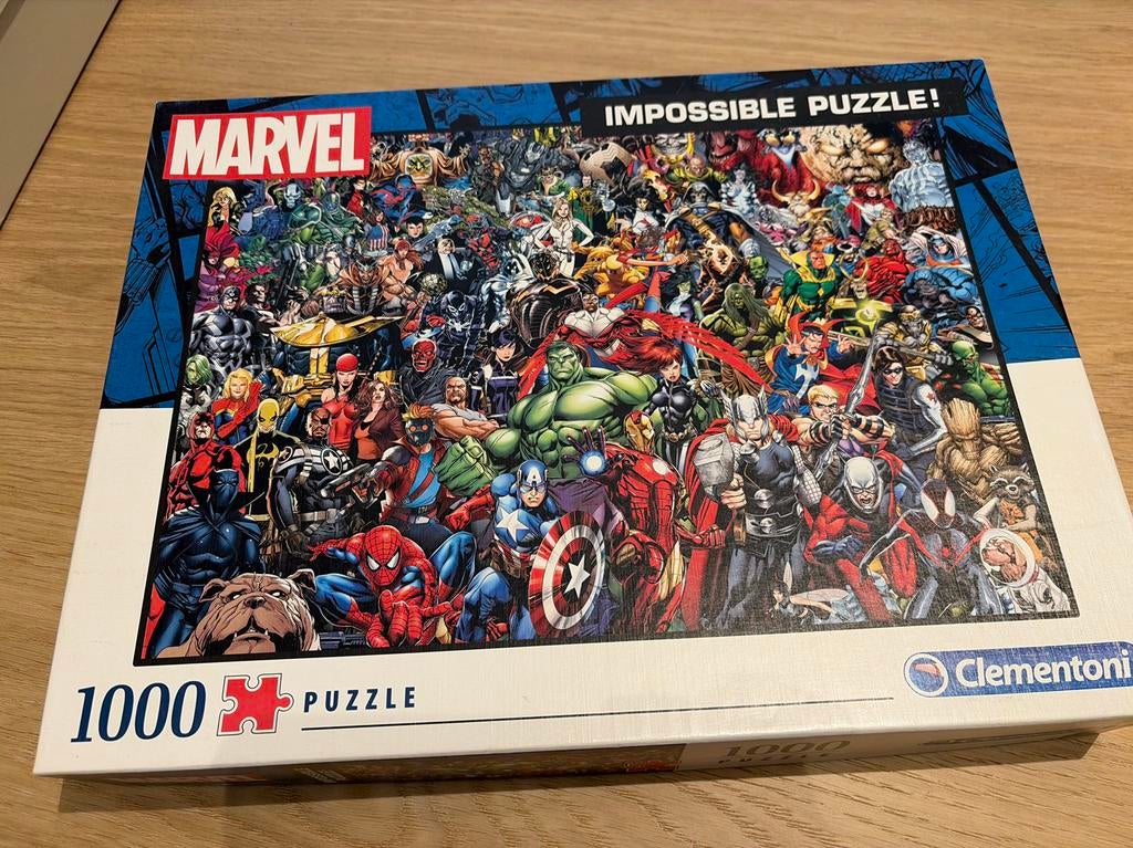 Marvel Impossible Puzzel 1000 stukjes Clementoni, Hobby en Vrije tijd, Denksport en Puzzels, Ophalen, 500 t/m 1500 stukjes, Zo goed als nieuw