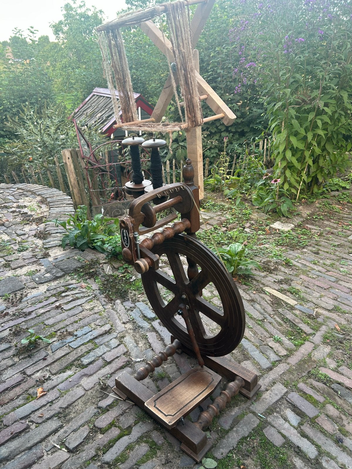 Antiek BEA Spinnewiel - Product van BEA Apeldoorn, Hobby en Vrije tijd, Spinnewielen en Spinnen, Ophalen, Gebruikt, Spinnewiel